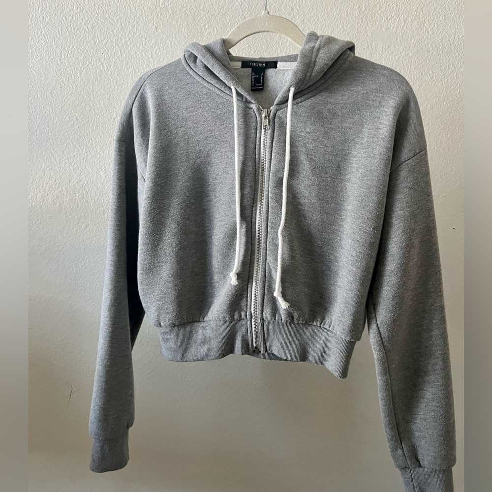 Gray cropped zip up